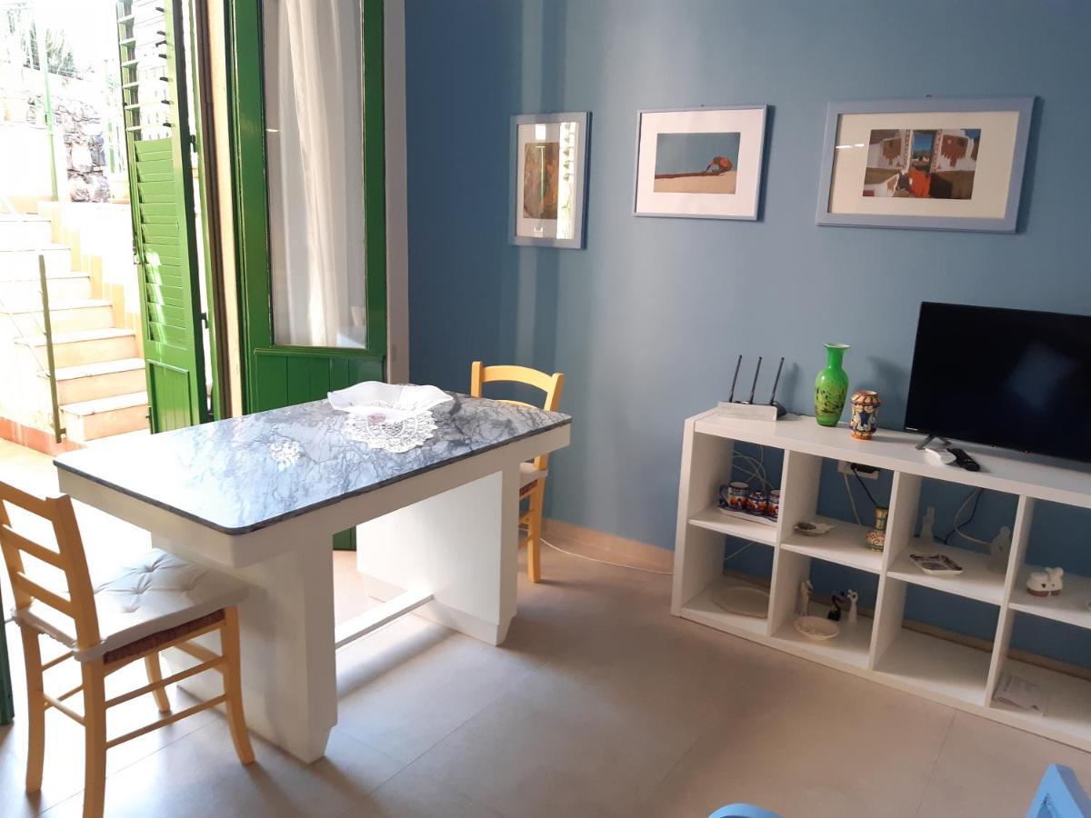Casa Vacanze Rosa Aci Trezza Kültér fotó