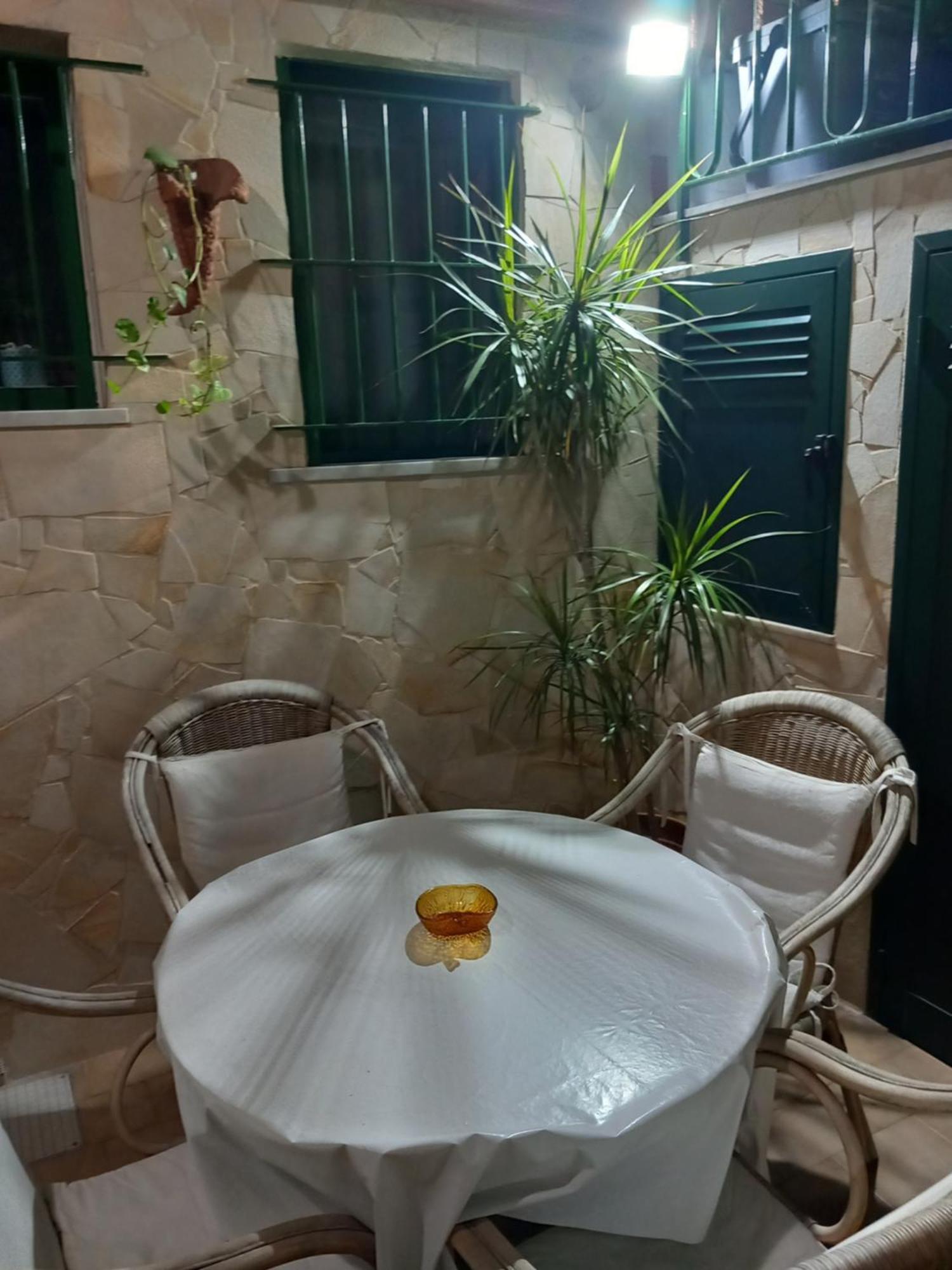 Casa Vacanze Rosa Aci Trezza Kültér fotó